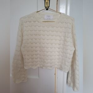 Zara Girls Off-White Light Weight Knit Sweater Size 8-9